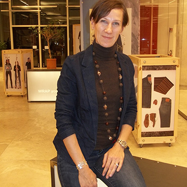 Why Ers Love Rev Chicago Whole Fashion Trade Shows By Floors And Stylish Fixtures Features A Veritable Who 39 S Of Prestigious International Designers It Also Offers Impossible To Find Vintage Clothing