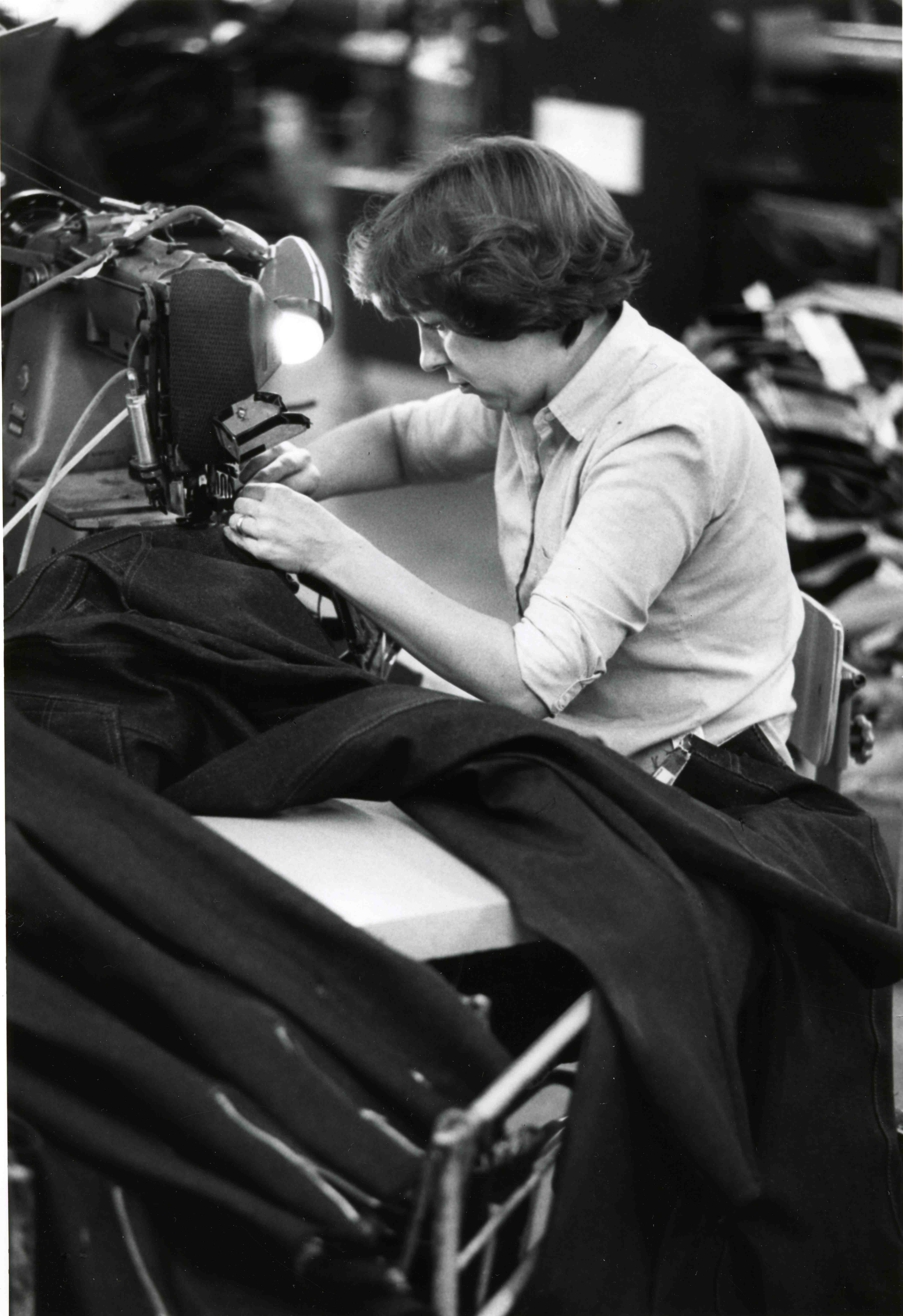 woman-with-bob-sewing-mtn-city-1987