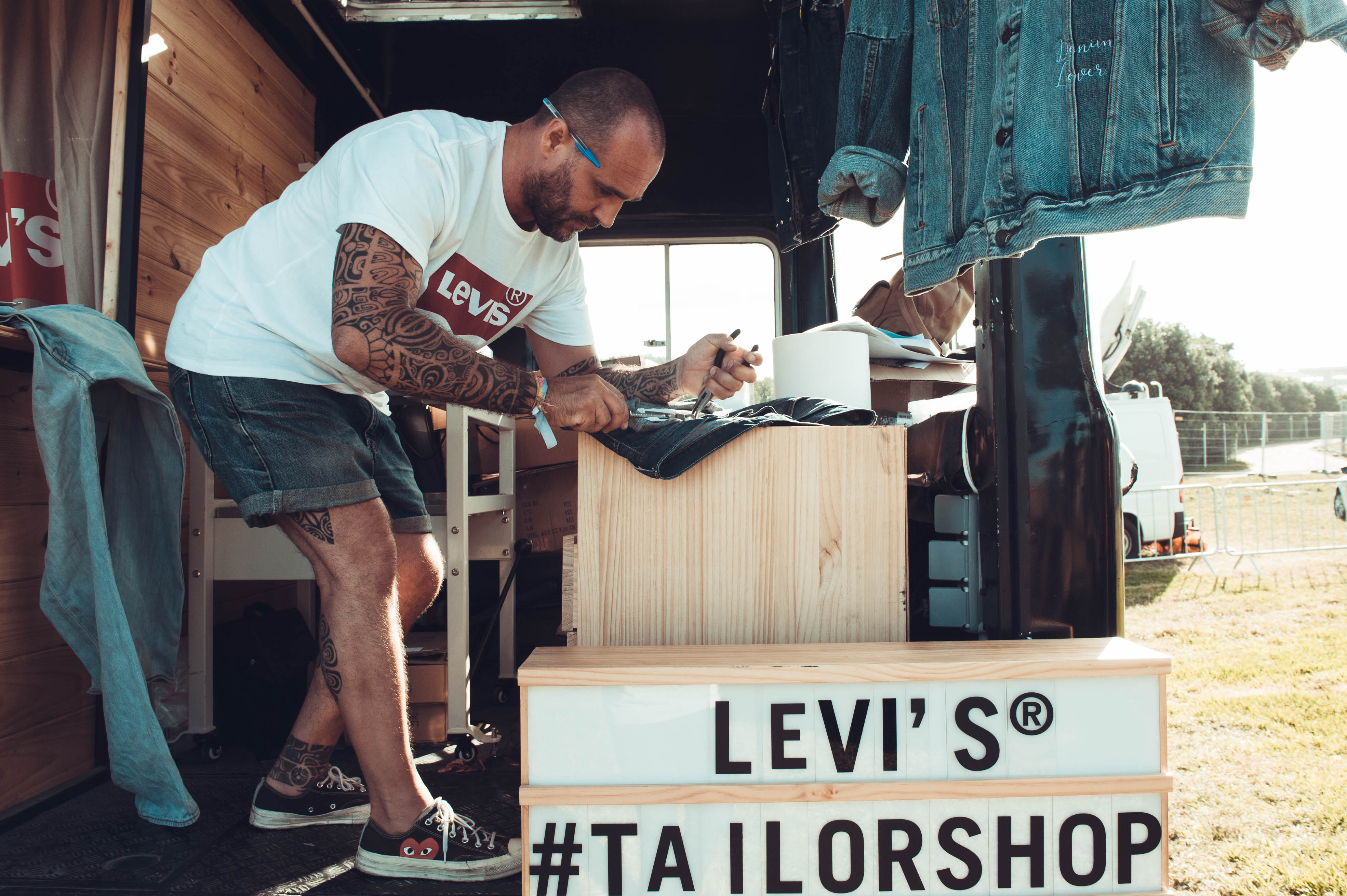 levi's tailor shops