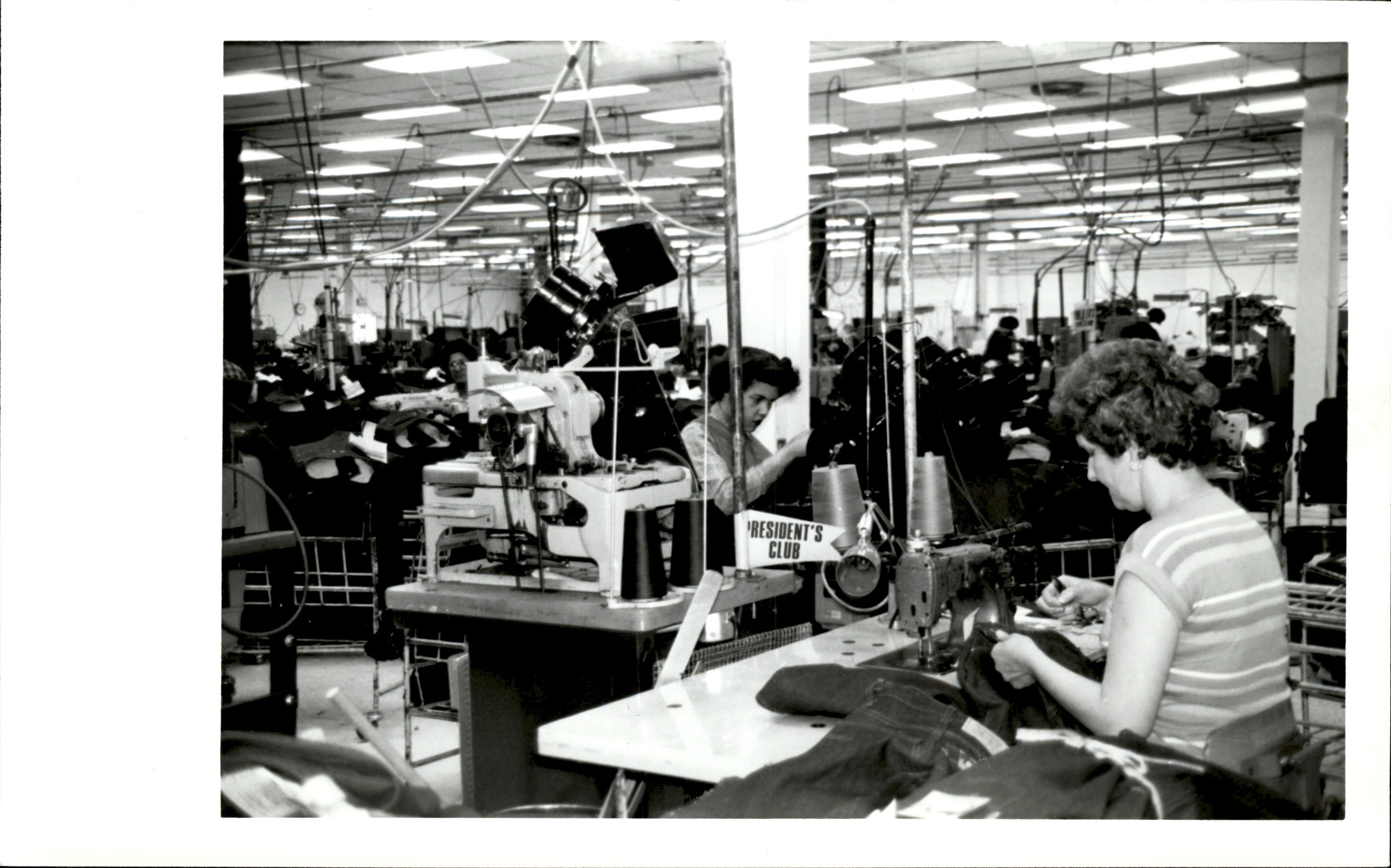 levi jeans manufacturing plants