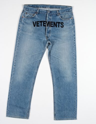 Vetements levis hotsell logo jeans