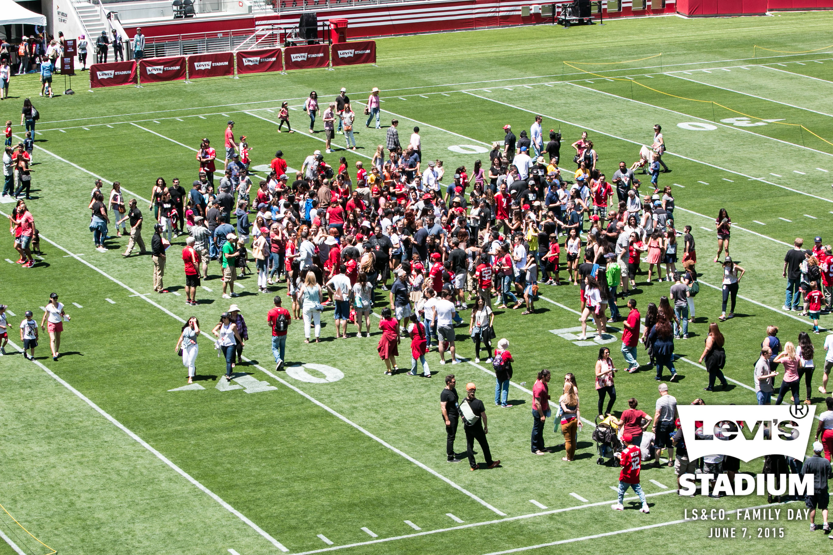 LS&Co. Employees Take the Field at Levi's Stadium : Levi Strauss & Co