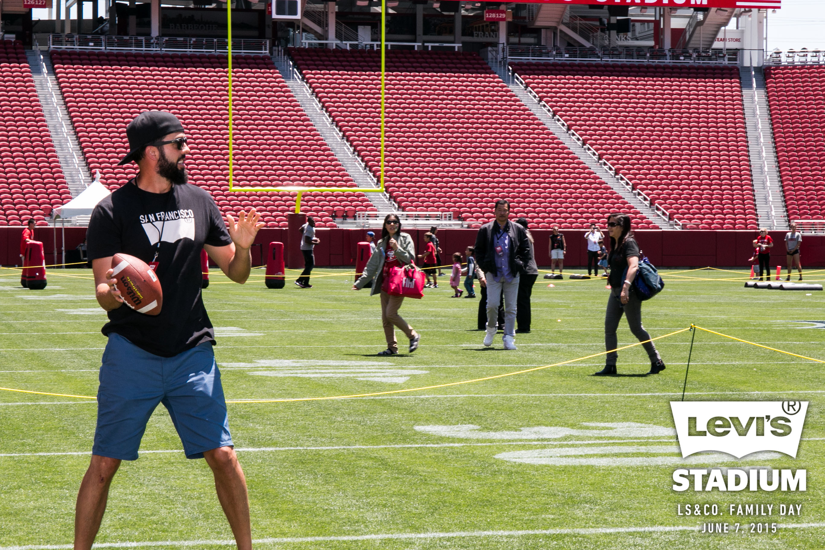LS&Co. Employees Take the Field at Levi's Stadium : Levi Strauss & Co