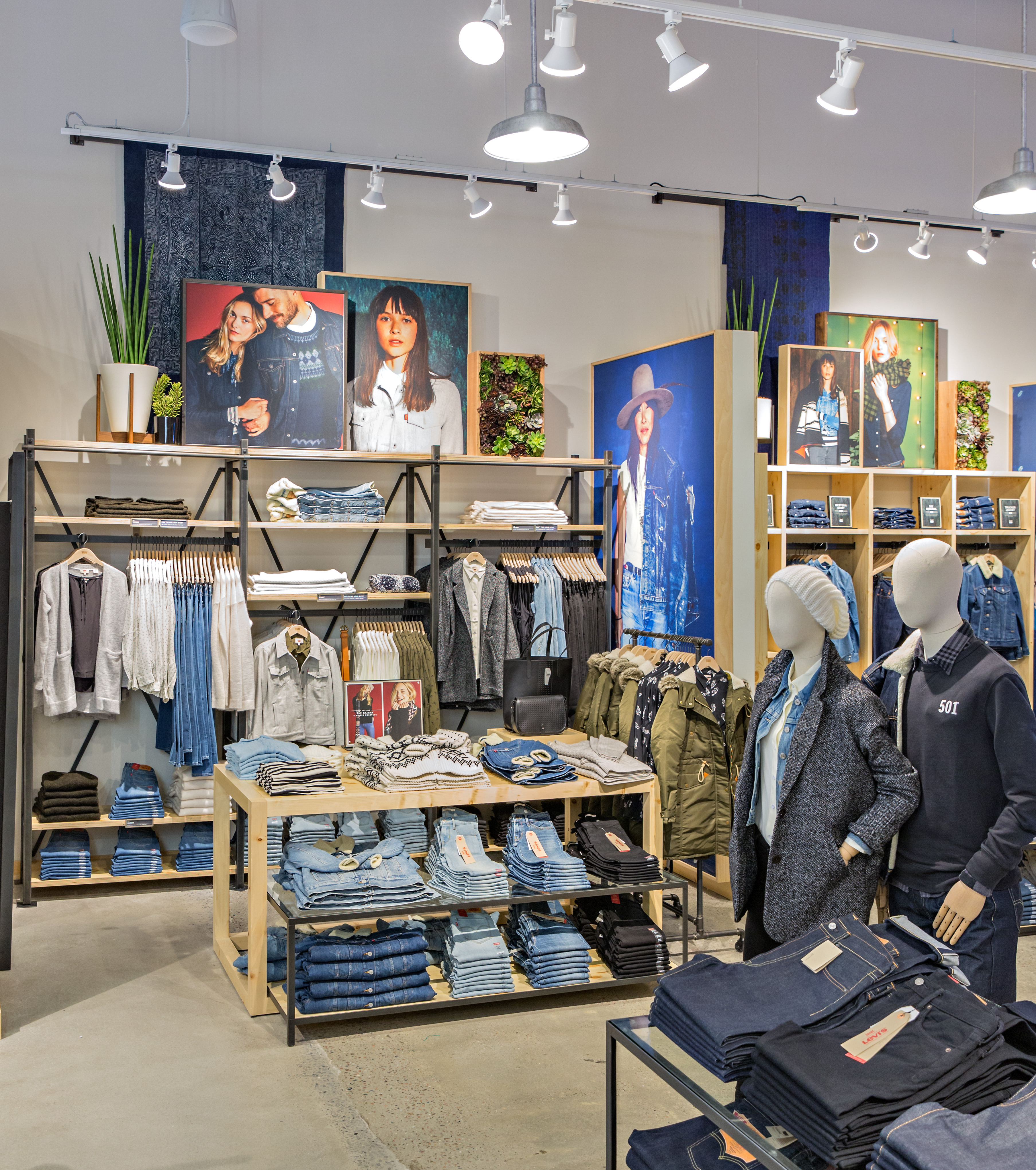 The Levi's Brand Unveils New Stores in Las Vegas & Brooklyn : Levi Strauss  & Co