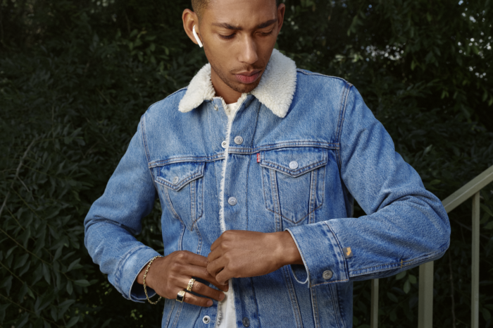 Levi's® Trucker Jacket with Jacquard™ by Google Gets High-Tech Update - Levi  Strauss & Co : Levi Strauss & Co