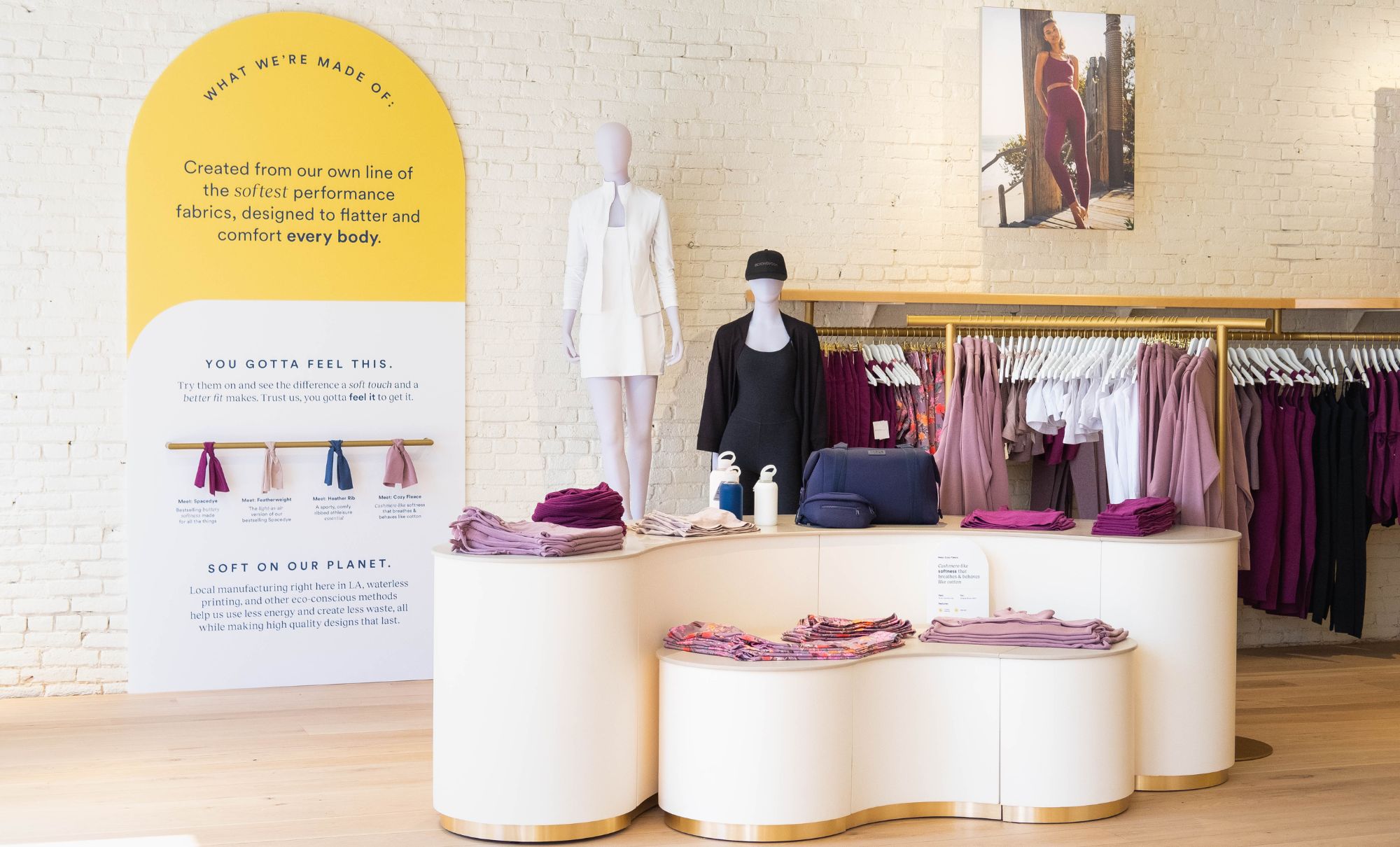 Immoraliteit Onderstrepen van Beyond Yoga® Opens Its First Store - Levi Strauss & Co : Levi Strauss & Co
